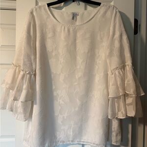 Elle White Floral Textured Blouse